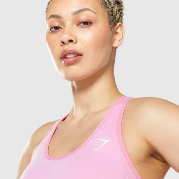 Gymshark Vital Seamless Sports Bra Pink NWOT Size M - Picture 3 of 7